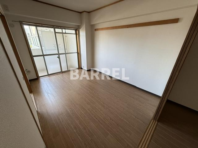 インペリアル花屋敷の寝室
