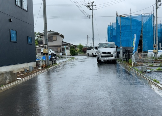 【展望】 | 眺望を気にして物件を探す場合、前面に建物が建っていないか現地で確認しましょう！前面に建物があると景色はもちろん、日当たりや風通しにも影響が出てきます。住んだ時のことを想像しながら現地見学をしましょう。