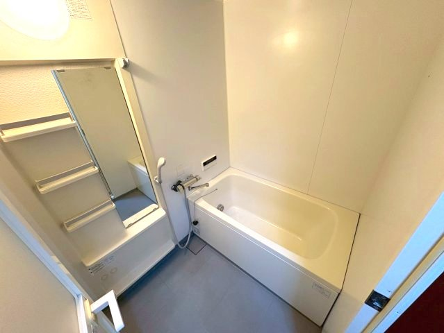 青葉丘マンションの浴室