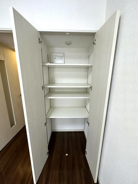 Ｐｒｅｓｃｅｌｔｏ弐番館の収納