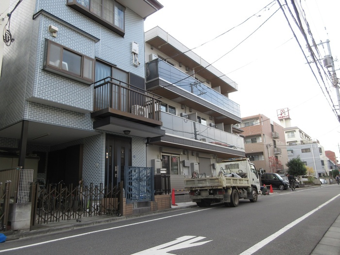 セレスティア高島平の周辺
