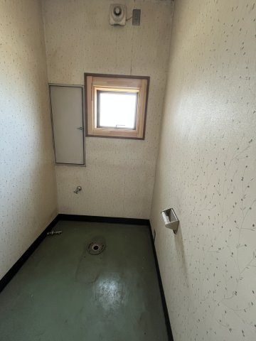 間々田事務所のトイレ|2階トイレ