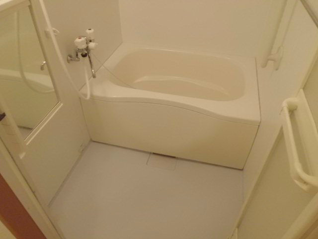 オアシス荒池の浴室