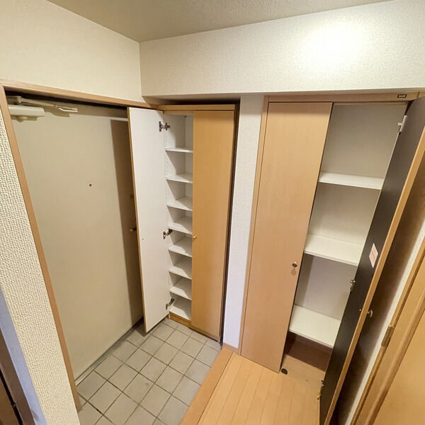 セレス大須　名古屋市賃貸　仲介手数料無料の玄関