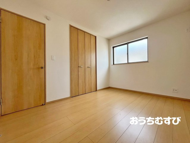 名古屋市名東区猪子石2丁目(全5棟)の洋室