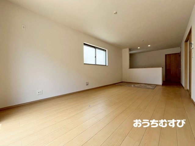 名古屋市名東区猪子石2丁目(全5棟)の居間・リビング