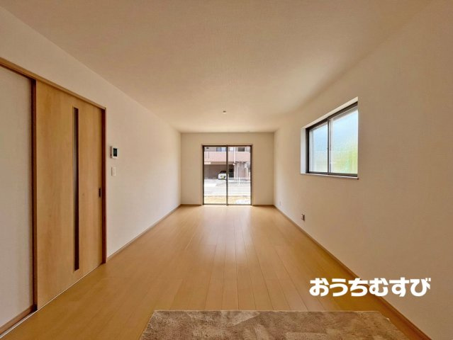 名古屋市名東区猪子石2丁目(全5棟)の居間・リビング