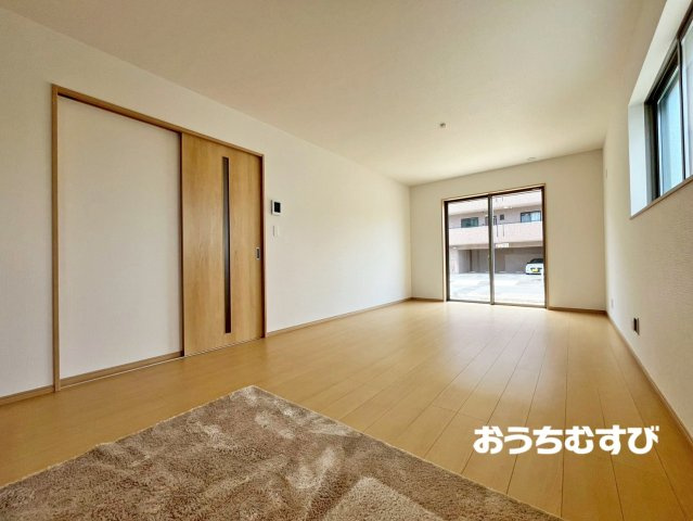 名古屋市名東区猪子石2丁目(全5棟)の居間・リビング