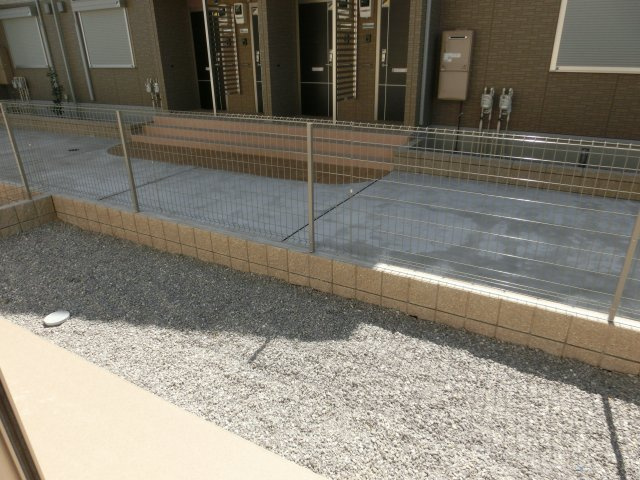 バレーヌＢのバルコニー