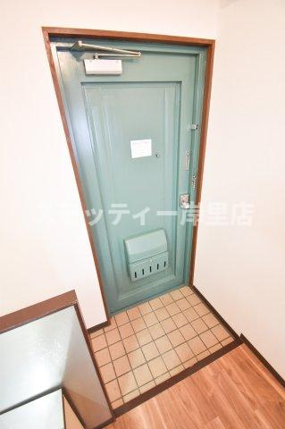 第IIコーポリーブルの玄関