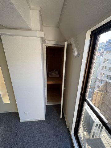 サンシャイン山手の収納|こまごまとしたものを収納できそうですね
