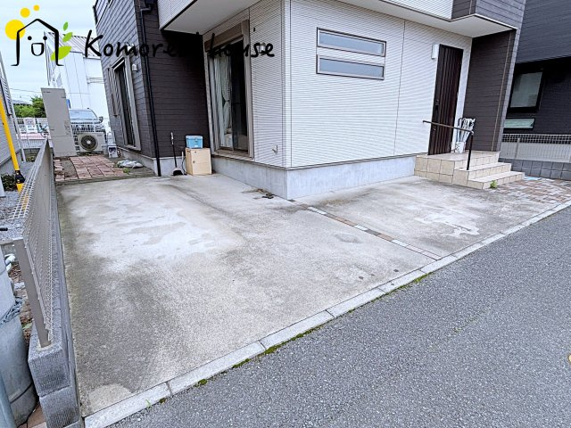 さいたま市西区内野本郷　中古戸建ての駐車場|26.5.23　撮影済み