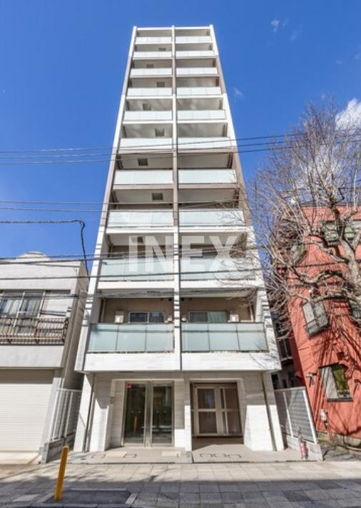横浜市南区万世町１丁目の賃貸マンションの外観