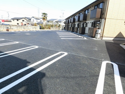 【駐車場】 | シェーナ | 駐車場