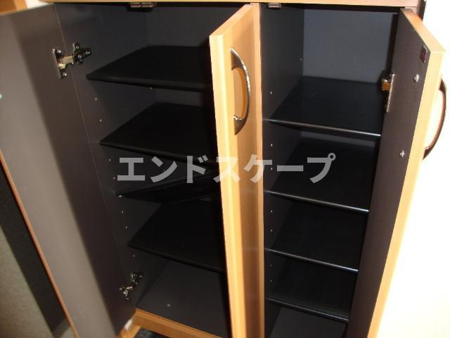 スプリーム　ユーの収納|シューズＢＯＸ
高崎、前橋のお部屋探しはエンドスケープまで！お客様の理想お聞かせ下さい♪