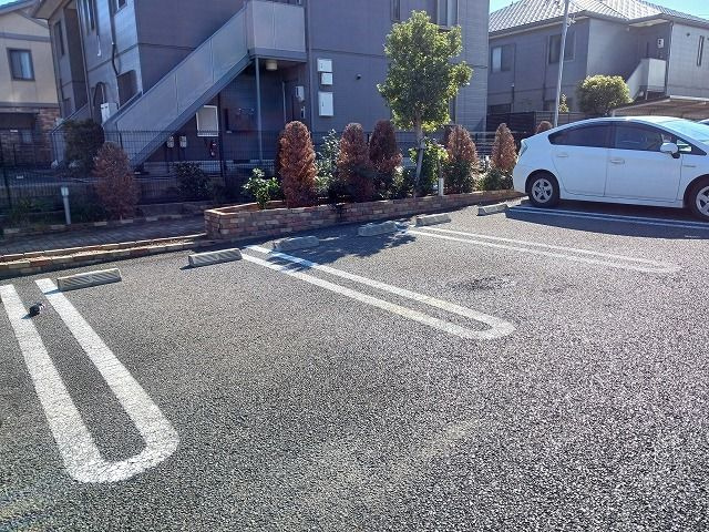 グリーン　ウィンド　オオギの駐車場|カースペースがあります