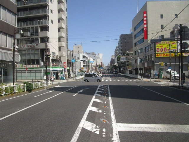 横浜市中区長者町９丁目の店舗事務所