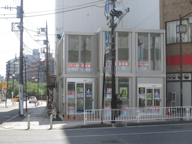横浜市中区長者町９丁目の店舗事務所