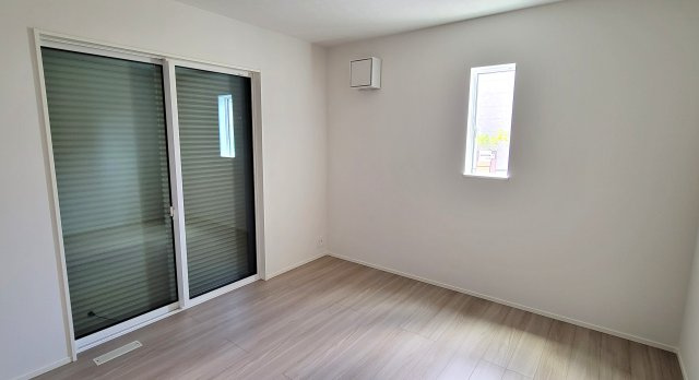 富士市中里の新築一戸建の洋室