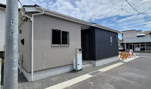 富士市中里の新築一戸建の外観