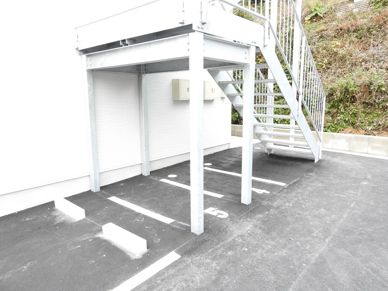 Signpost西時津の駐車場