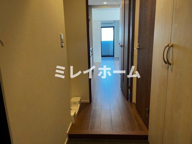 プライマル西蒲田の玄関