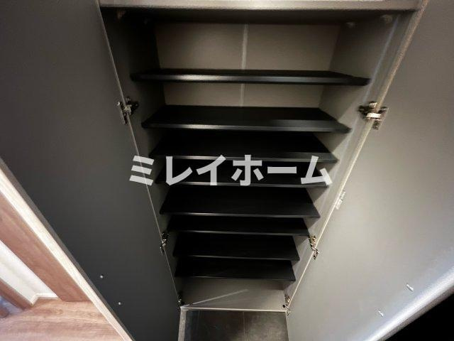 プライマル西蒲田の玄関