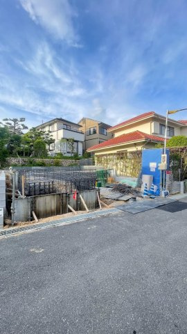 豊中市永楽荘3丁目　新築戸建の外観