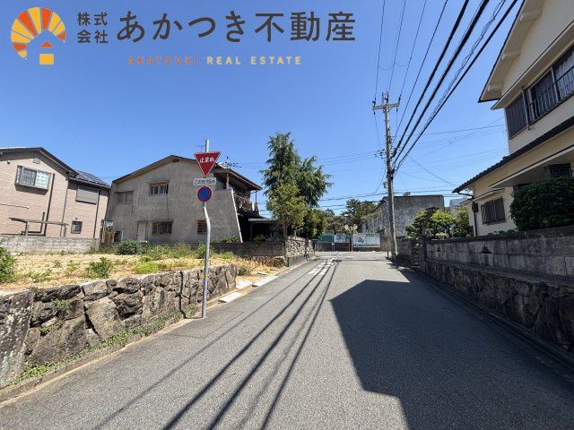 加古川市平岡町新在家の前面道路含む現地写真