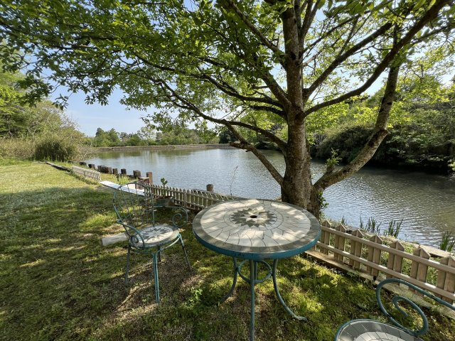 勝田郡奈義町中古住宅　4LDK＋S＋倉庫の庭