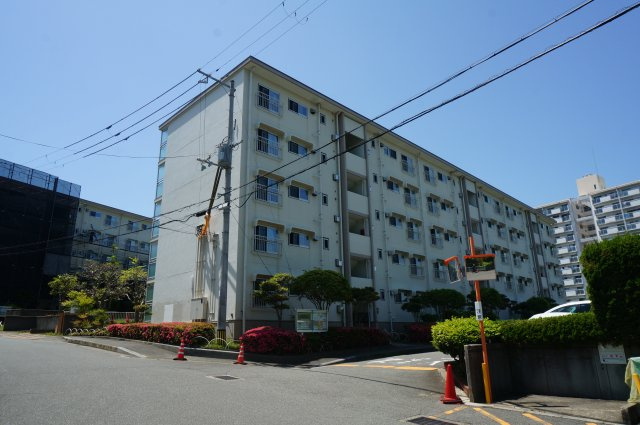 名谷8団地39号棟