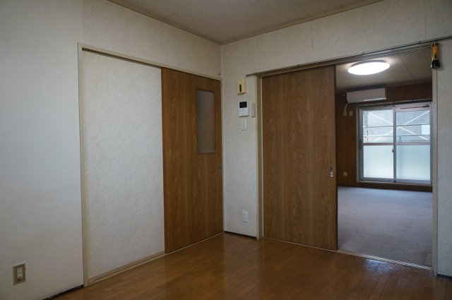 名谷8団地39号棟の洋室