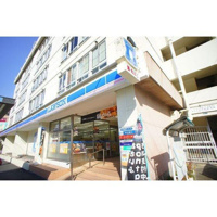 ローソン井土ヶ谷駅前店まで100m