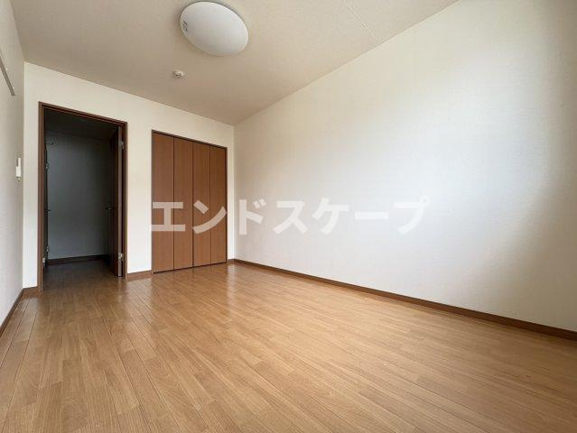 レイク・ガーデンの居間・リビング|高崎、前橋のお部屋探しはエンドスケープまで！お客様の理想お聞かせ下さい♪
