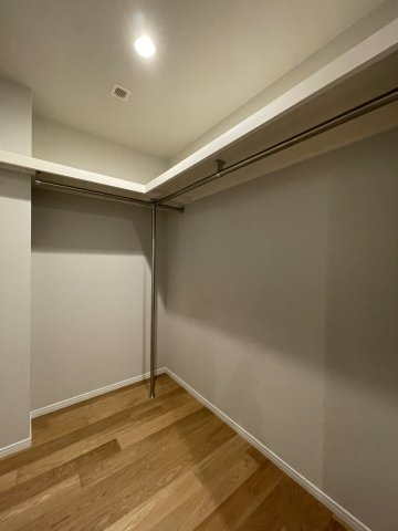 ★仲介手数料半額★Park Court Geo Nagatacho （新規フルリノベーション済み）の収納