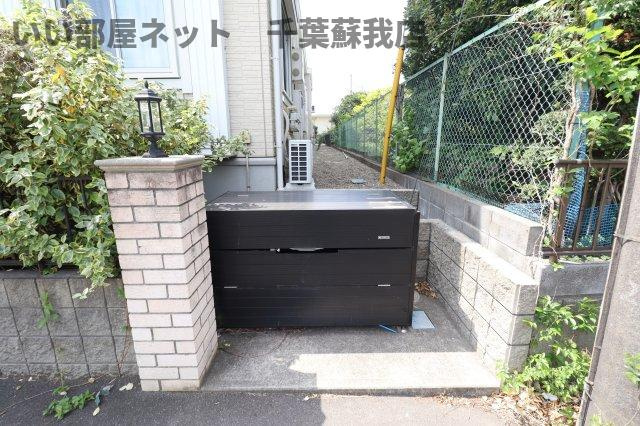 シャトーヒルズのその他共用部分|ゴミストッカー