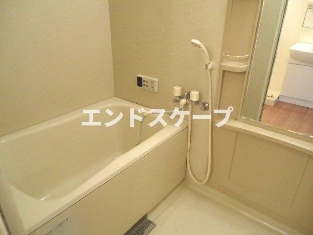 ライブリーコートの浴室|バス
高崎、前橋のお部屋探しはエンドスケープまで！お客様の理想お聞かせ下さい♪