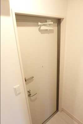【玄関】 | フィオーレ南二軒屋