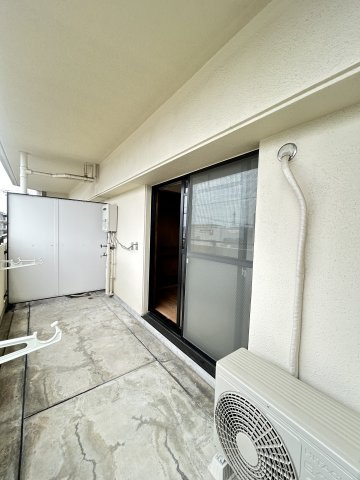 ハイツ南苑荘Ⅲのバルコニー