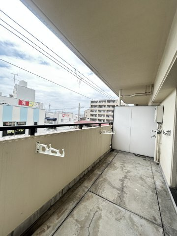 ハイツ南苑荘Ⅲのバルコニー