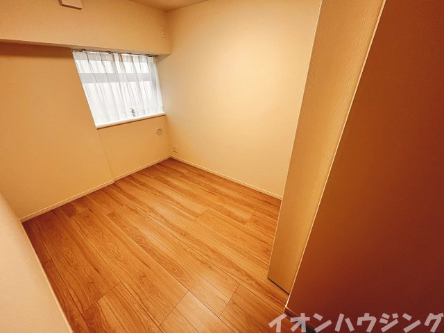 モナーク浦安