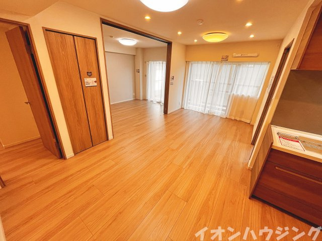 モナーク浦安