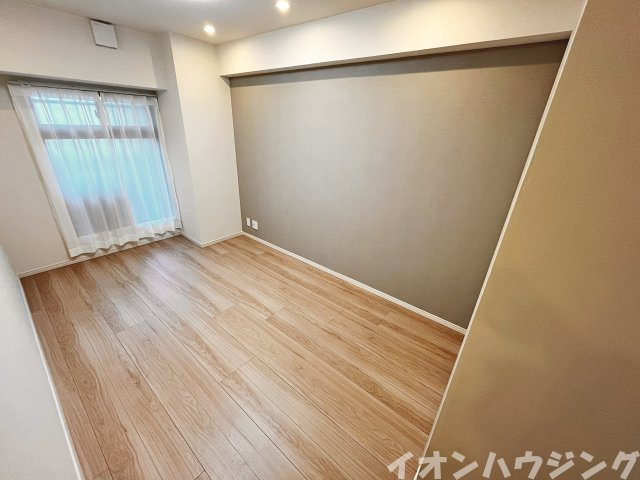 モナーク浦安