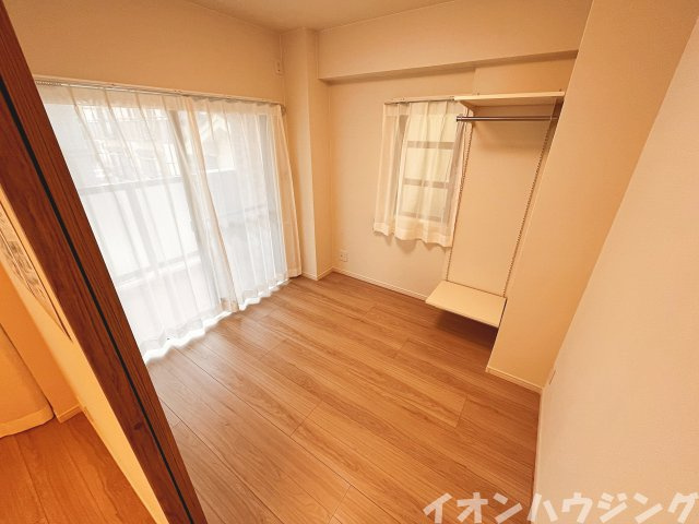 モナーク浦安