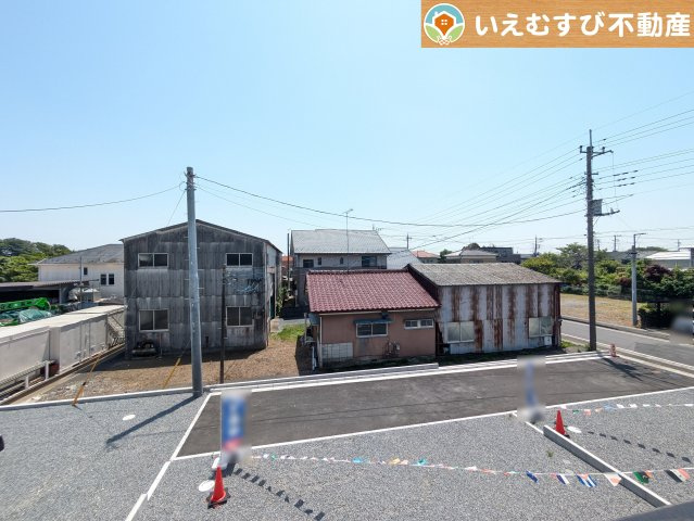 Cradle garden　吉見町東野第20の展望|高い建物が無く開放感のある展望
バルコニーからの展望も開けていて閑静な住宅地が望めます。日当りも良いですね♪
