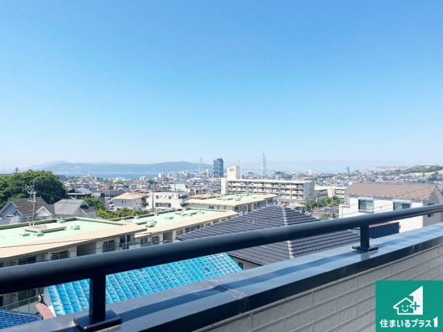 神戸市垂水区美山台　中古一戸建てのバルコニー|ワイドバルコニーは洗濯物を干すスペースが広いのでご家族が多くても安心！
