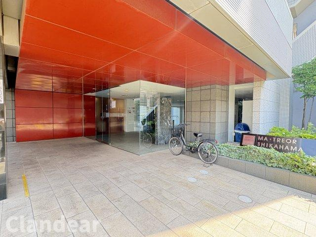 マ・トール鹿浜ライフスクエアのエントランス|ドキドキの新生活も、安心してスタート。ぴったりの住まいを見つけませんか？クランディアが一緒に住まい選びをサポートします‼　まずは、お気軽にお問合せください　＃クランディア