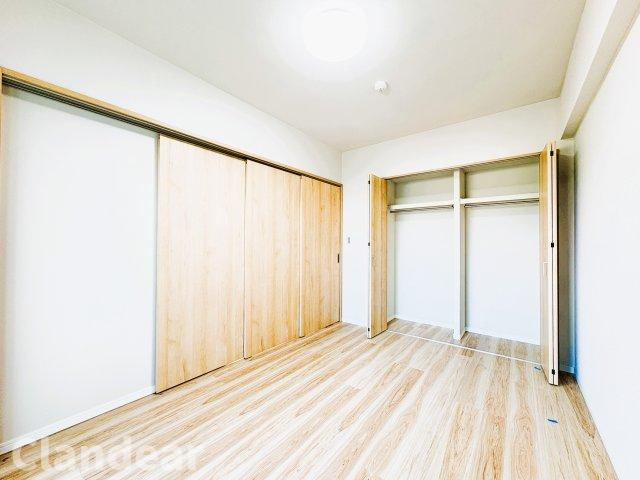 マ・トール鹿浜ライフスクエアの洋室|ドキドキの新生活も、安心してスタート。ぴったりの住まいを見つけませんか？クランディアが一緒に住まい選びをサポートします‼　まずは、お気軽にお問合せください　＃クランディア