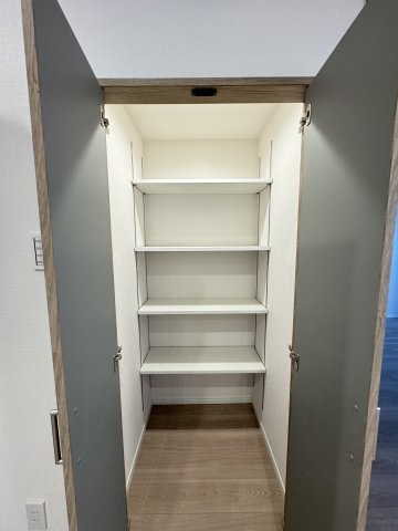ロイヤルステージ浅草　5Fの収納