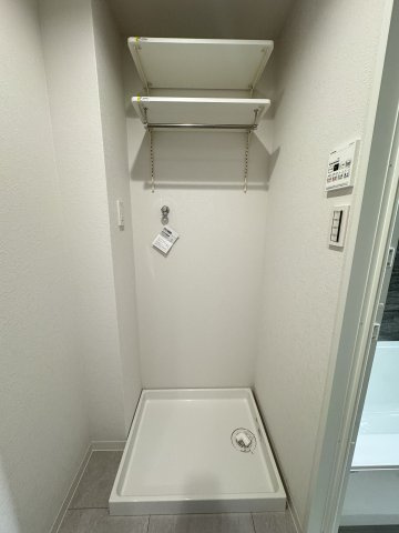 ロイヤルステージ浅草　5Fのランドリースペース